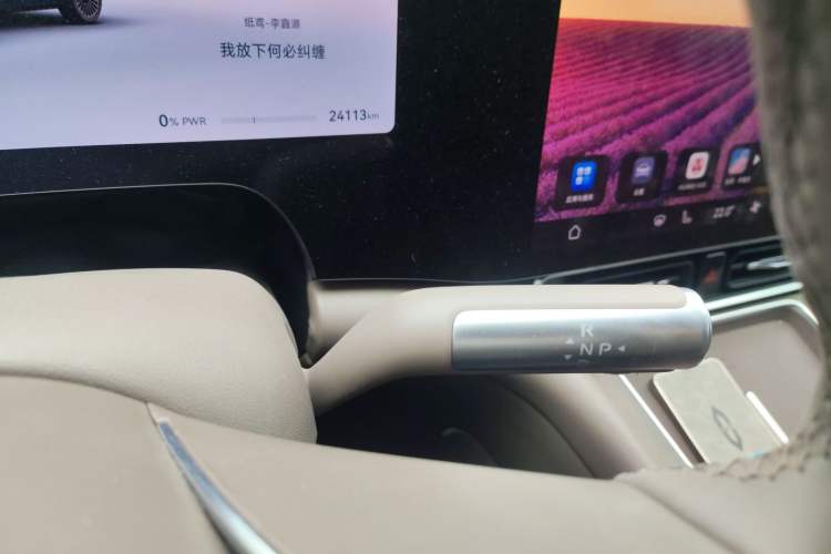 Used Hima AITO M9 2024 Range-Extended Ultra Version 52 kWh 5-Seater Model Gear Lever