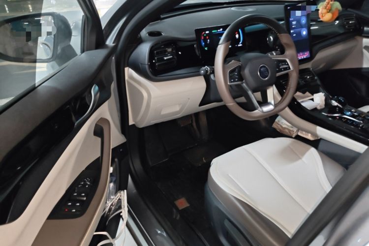 Used BYD Qin PLUS 2023 Champion Edition DM-i 55KM Leading Model
