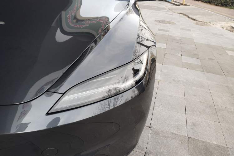 Used Tesla Model 3 2023 Long-Range All-Wheel-Drive Version
