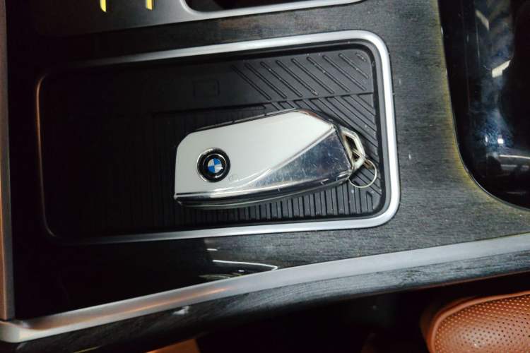 Used BMW i7 2023 eDrive50L Prestige M Sport Package Vehicle Key