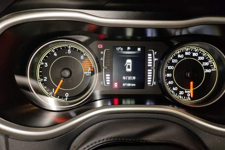 Used Jeep Cherokee 2016 2.4L Professional Smart Version