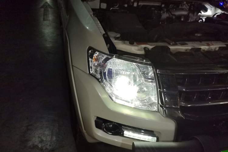 Used Mitsubishi Pajero 2020 3.0L Automatic Luxury Off-Road Version