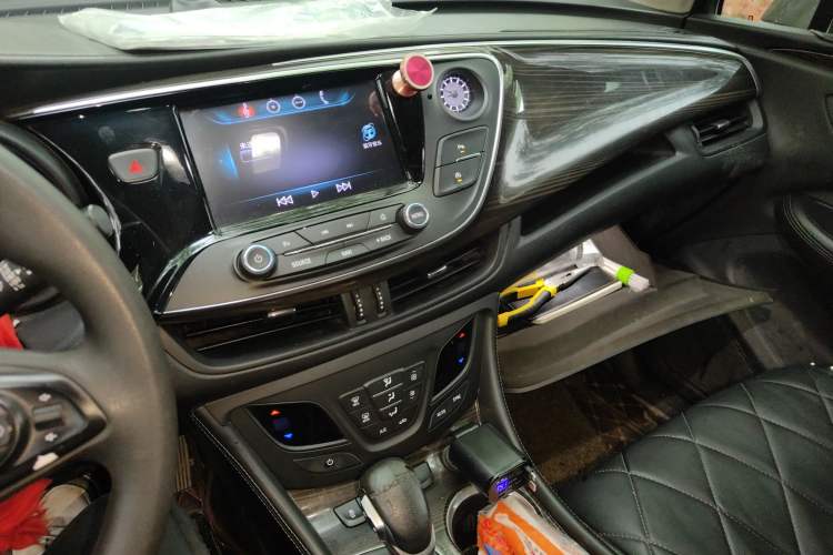 Used Buick Envision 2018 20T Two-Wheel-Drive Leading Model Audio And AC Panel