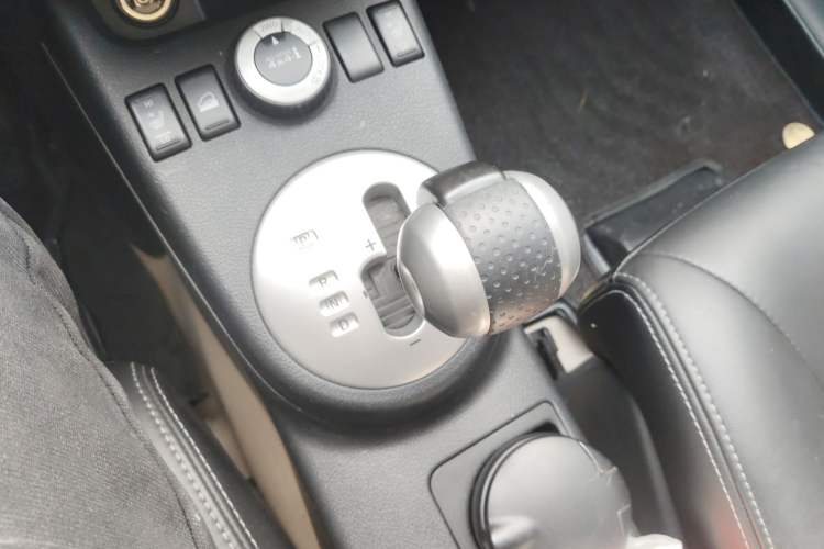 Used Nissan X-Trail 2012 2.5L CVT Luxury Edition 4WD
