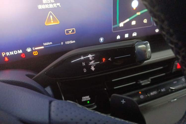 Used Buick Century 2025 2.0T Seven-Seater Yinshi Edition
