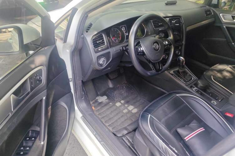 Used Volkswagen Golf 2019 200TSI DSG Comfort & Ambition Edition China VI Standard