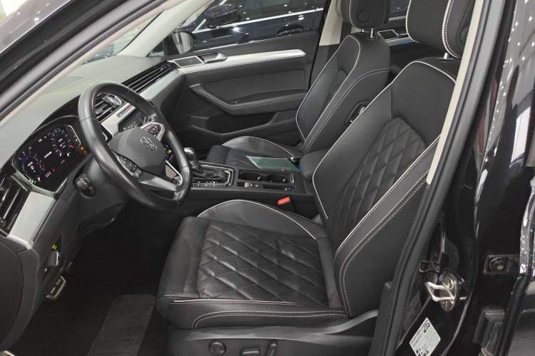 Used Volkswagen Magotan GTE Plug-in Hybrid 2022 GTE Luxury Model