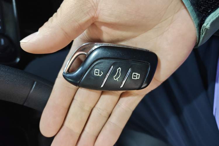 Used Roewe Clever 2022 311km QiQi BoBo Edition Vehicle Key