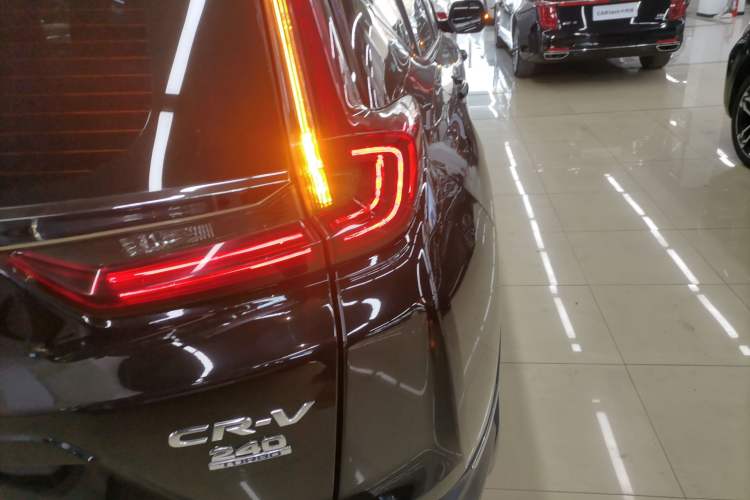 Used Honda CR-V 2021 240TURBO CVT 2WD Comfort Version
