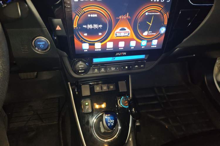 Used Toyota Levin 2016 Dual-Engine 1.8H GS E-CVT Elite Model with Sunroof
