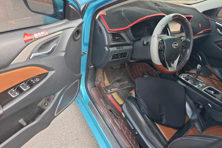 Used BYD Qin 2015 1.5T Dual-Crown Flagship Edition