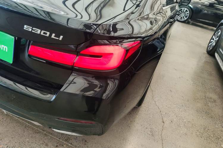 Used BMW 5 Series 2023 530Li Leading Model M Sport Package
