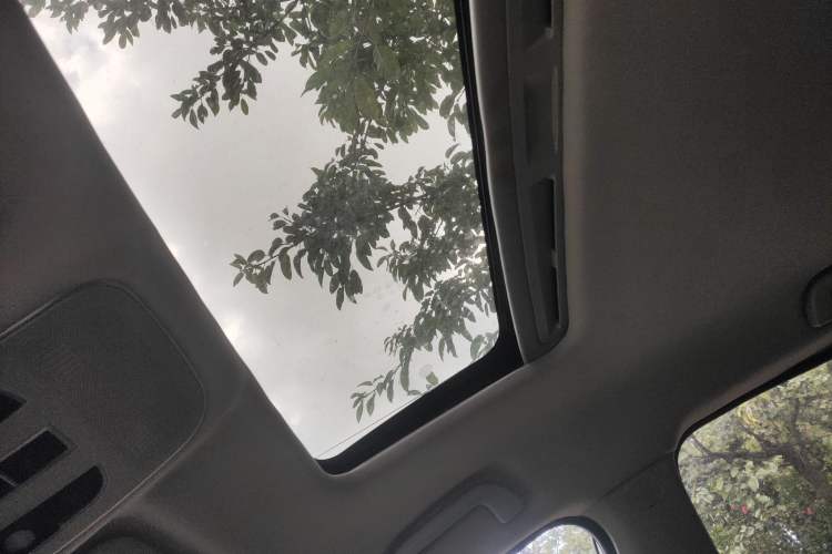 Used Haval H2 2017 Red-Label 1.5T Manual Two-Wheel Drive Luxury Model