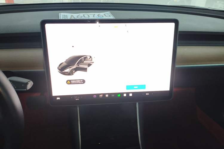 Used Tesla Model 3 2019 Long-Range Rear-Wheel-Drive Version