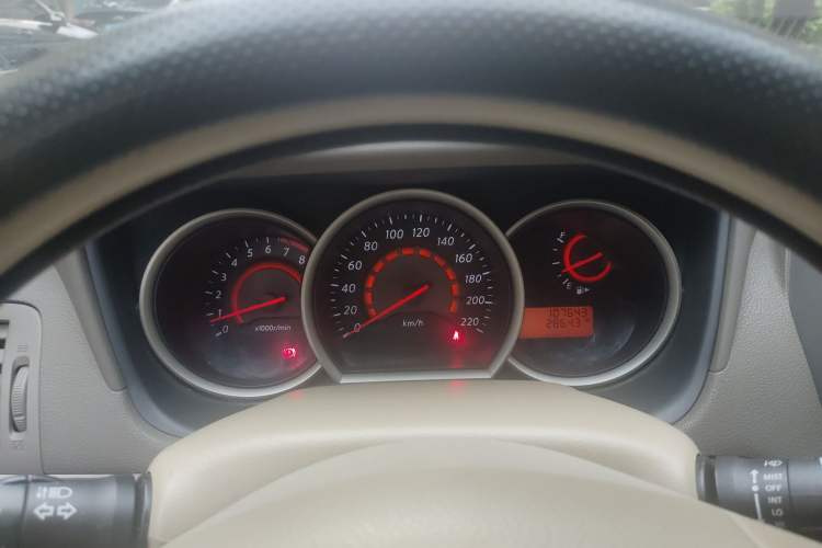 Used Nissan Sylphy 2016 Classic 1.6XL Manual Luxury Edition Instrument Cluster