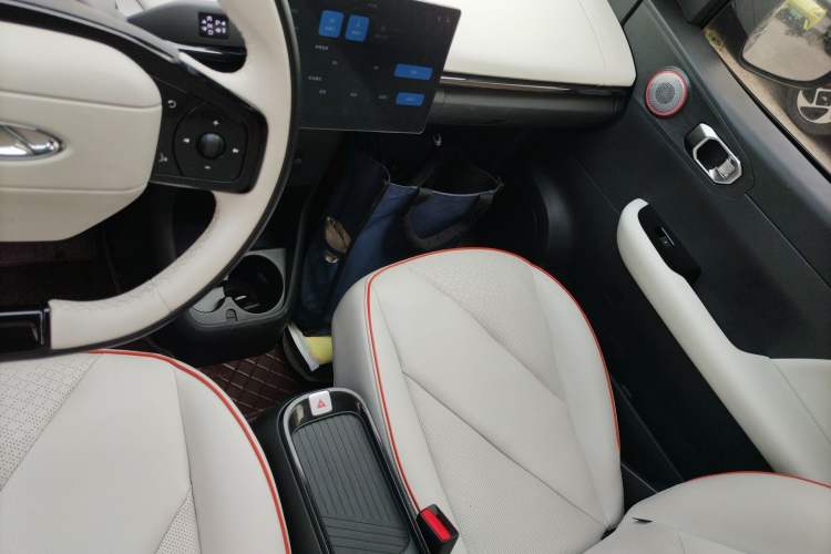 Used Chery Little Ant 2024 Facelifted 321km Beloved Edition Audio And AC Panel