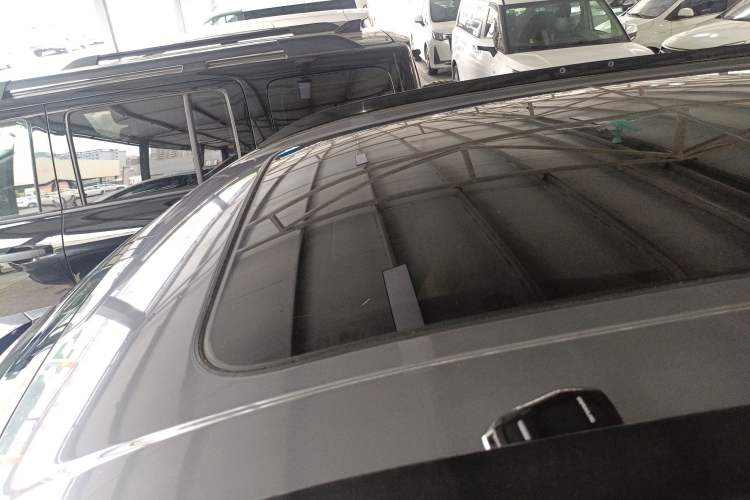 Used SAIC MAXUS D90 Pro 2020 2.0T Gasoline 4x4 Flagship Edition 6 Seats
