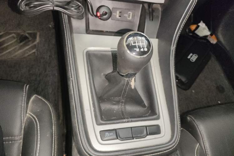 Used MG 6 2017 20T Manual Luxury Smart Connect Version China V Standard