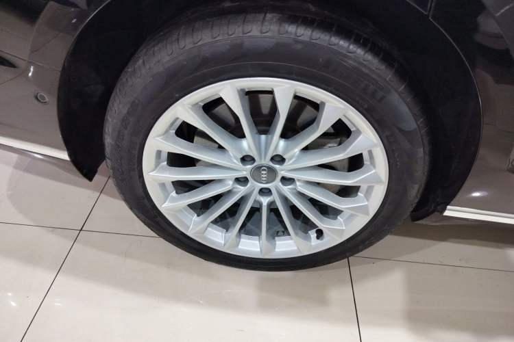 Used Audi A8 2018 A8L 55 TFSI quattro Launch Edition Prestige Model
