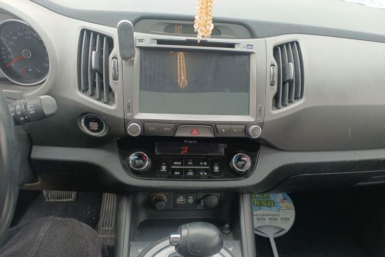 Used Kia Sportage R 2015 2.0L Automatic Two-Wheel Drive DLX Model