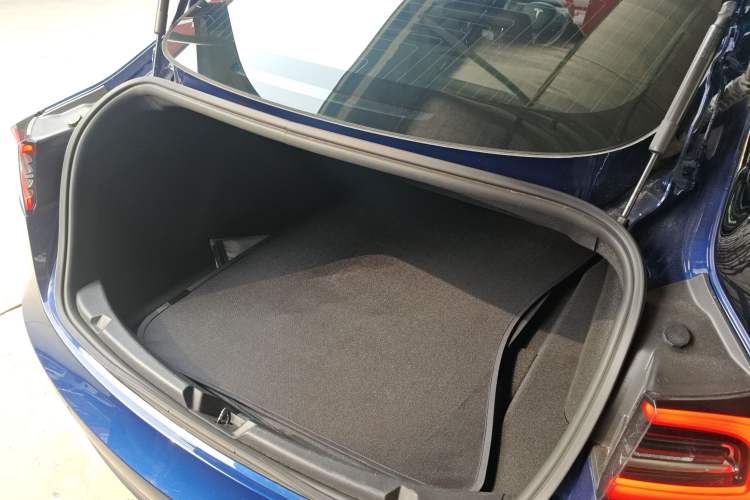 Used Tesla Model 3 2019 Standard Range Rear-Drive Upgraded Version