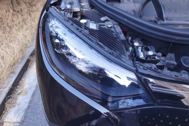 Used Mercedes-Benz EQE SUV 2023 500 4MATIC Special Edition Right Front Headlight