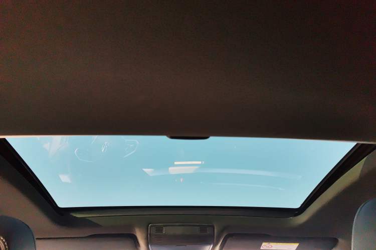 Used Volkswagen FAW-Volkswagen CC 2025 Model, Facelifted, 330TSI, Glamorous—Shared Edition Headliner