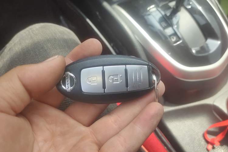 Used Nissan Qashqai 2016 2.0L CVT Luxury Edition Vehicle Key