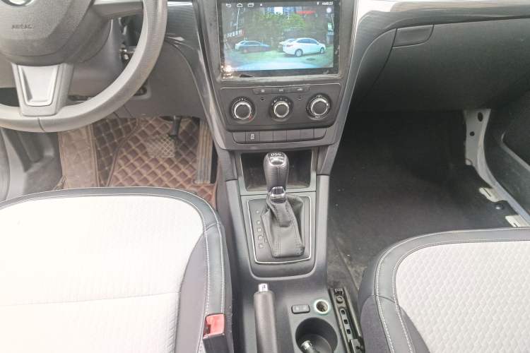 Used Skoda Yeti 2017 TSI280 DSG Advanced Edition
