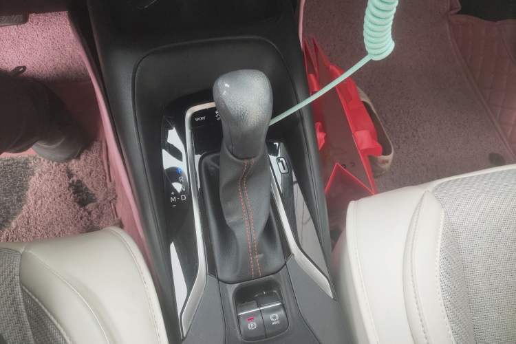Used Toyota Corolla 2022 1.2T S-CVT Pioneer PLUS Edition Gear Lever