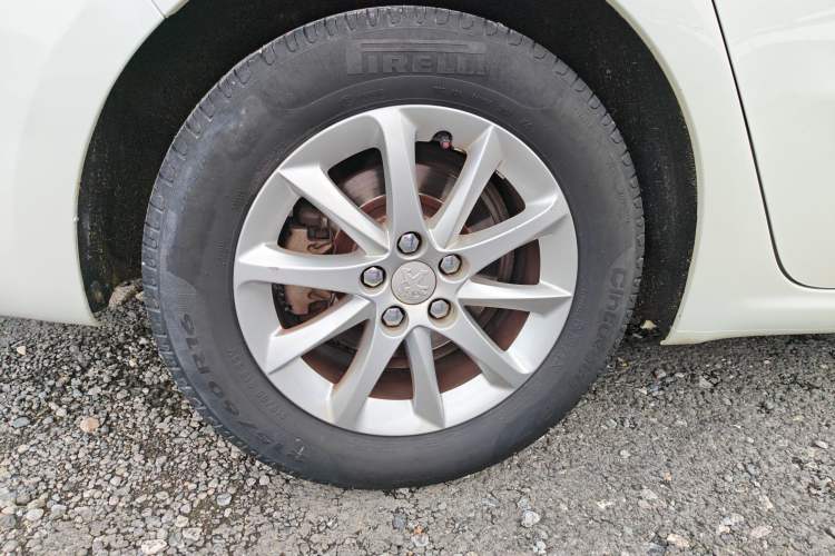 Used Peugeot 508 2015 1.6THP Automatic Zhiiyi Edition Right Rear Wheel Hub