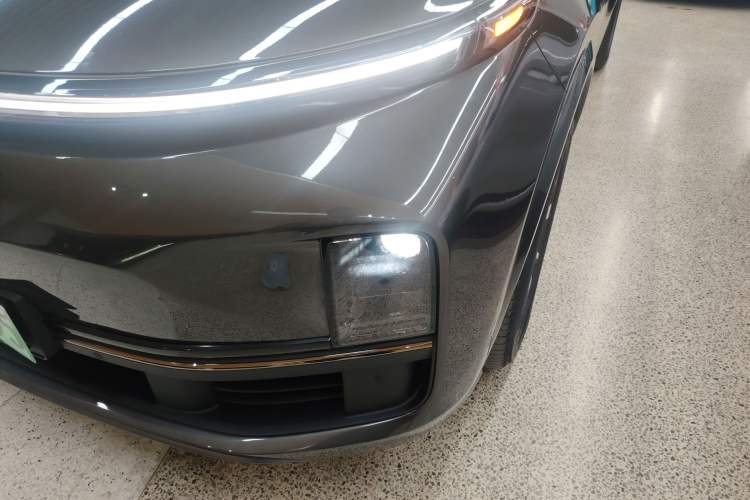 Used Li Auto L8 2023 Air model
