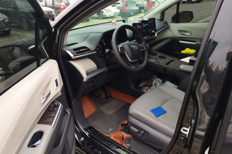 Used Toyota Granvia 2023 2.5L Hybrid Prestige PLUS Edition Driver Seat