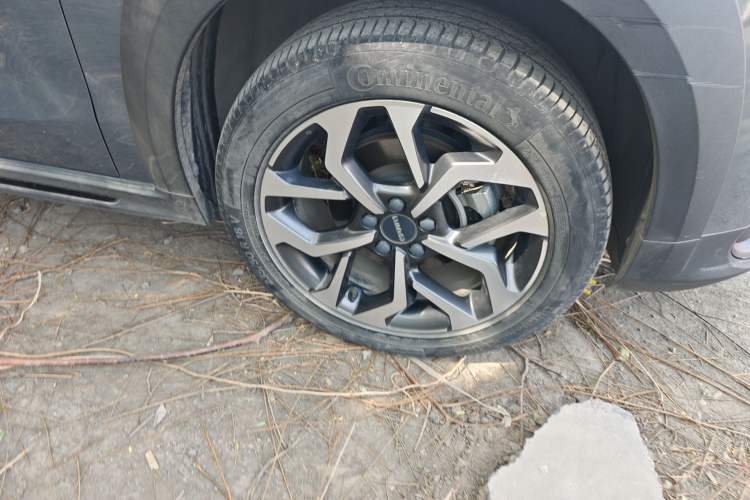 Used Lynk & Co 02 2021 1.5TD DCT Two-Wheel Drive Power Plus Right Front Wheel Hub