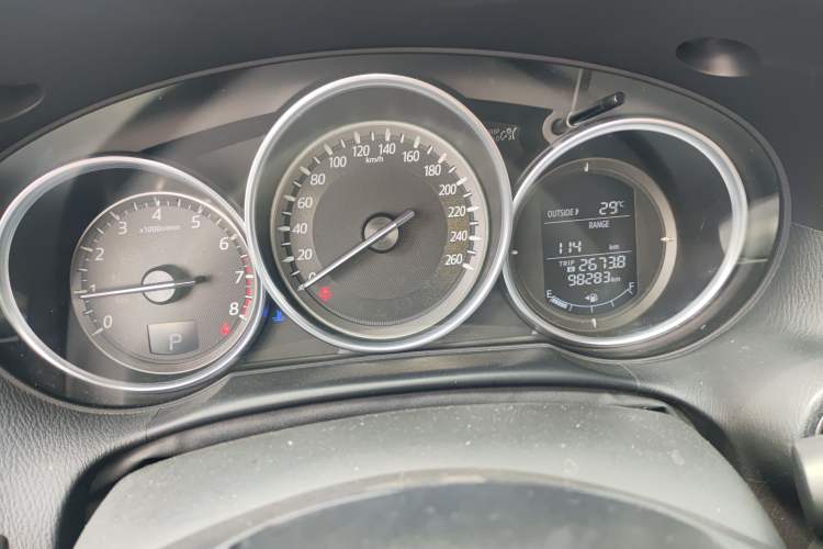 Used Mazda CX-5 2015 2.0L Automatic Two-Wheel Drive Urban Version
