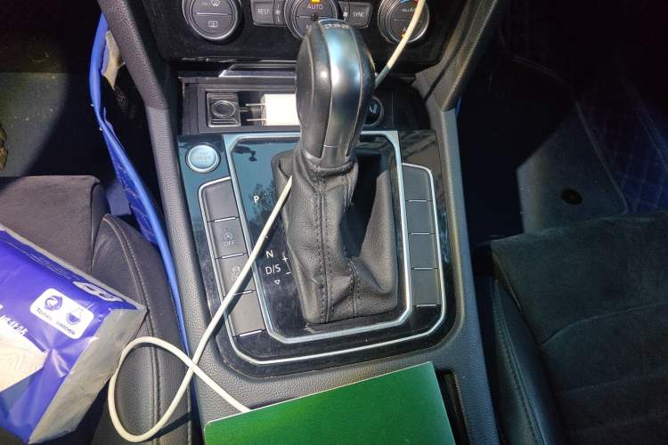 Used Volkswagen Magotan 2017 330TSI DSG Luxury Model Gear Lever