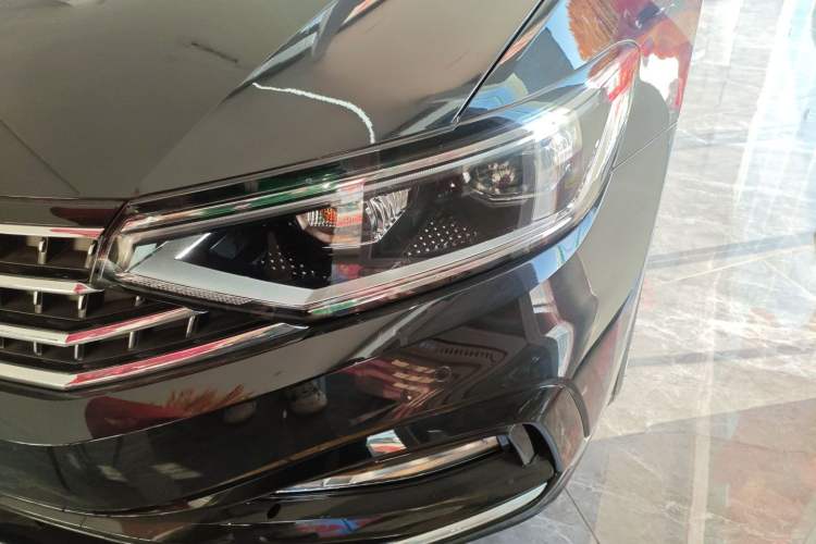 Used Volkswagen Magotan 2025 Zhongxiang Version 280TSI DSG Comfort Edition