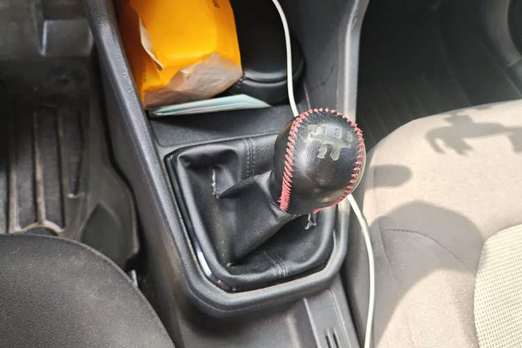 Used Volkswagen Jetta 2017 1.5L Manual Fashion Edition