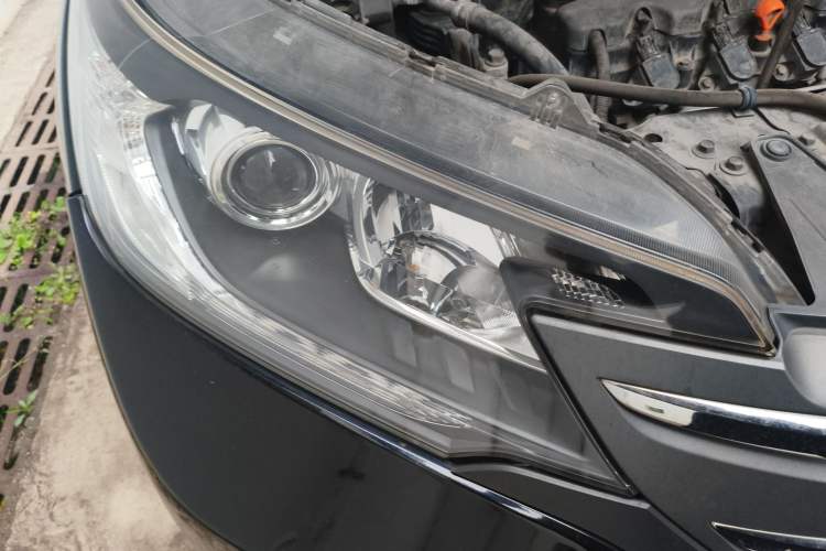 Used Honda CR-V 2012 2.0L two-wheel drive urban version