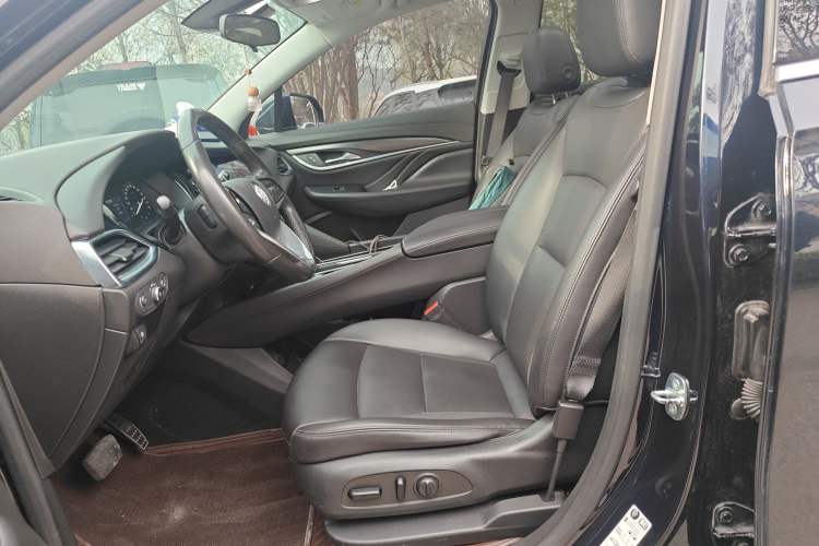 Used Buick Enclave 2020 28T Two-Wheel Drive Luxury Version
