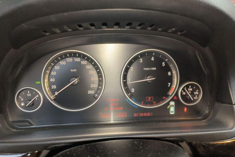 Used BMW 5 Series 2012 523Li Leading Model