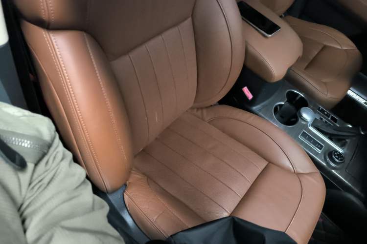 Used Haval H9 2015 2.0T Four-Wheel Drive Luxury 7-Seater