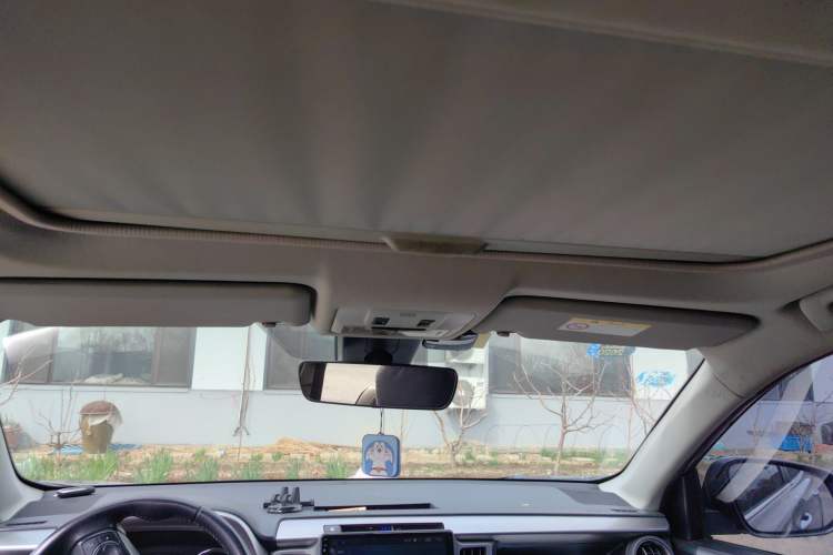 Used Toyota RAV4 2016 2.5L Automatic 4x4 Elite Edition
