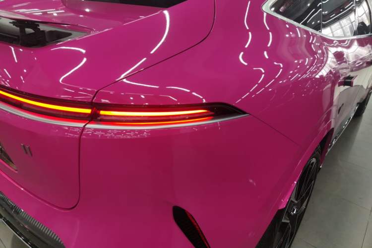 Used Avatr 11 2023 Harmony 116° Four-Wheel Drive Version
