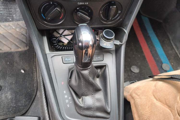 Used Volkswagen Lavida 2019 Lavida Start 1.5L Automatic Trendy Version China VI Standard Gear Lever