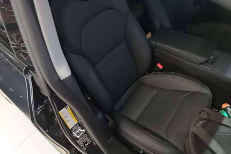 Used Tesla Model 3 2023 Rear-Wheel-Drive Version