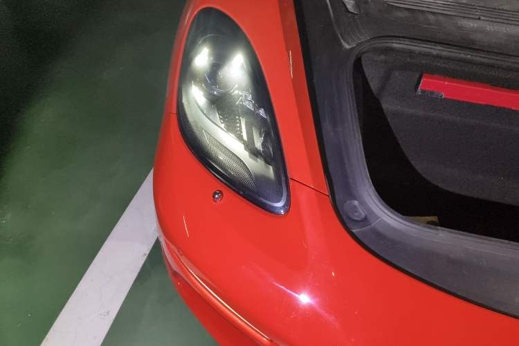 Used Porsche 718 2018 Boxster 2.0T
