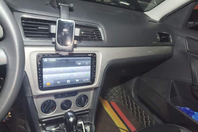 Used Volkswagen Lavida 2013 Restyled Classic 1.6L Automatic Comfort Edition