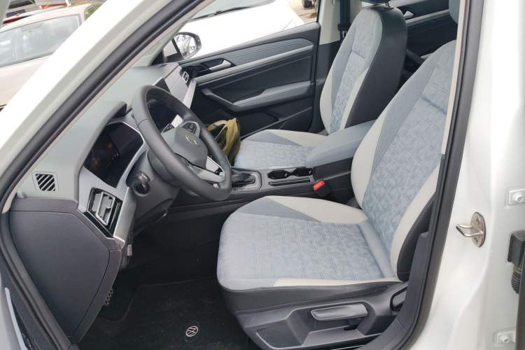 Used Volkswagen Lavida 2023 300TSI DSG Full-Comfort Edition