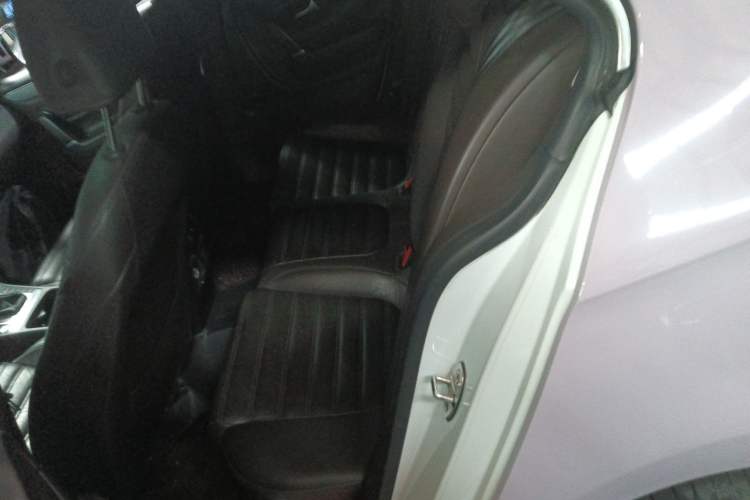 Used Volkswagen FAW-Volkswagen CC 2015 2.0 TSI Ultimate Model Left Rear Seat